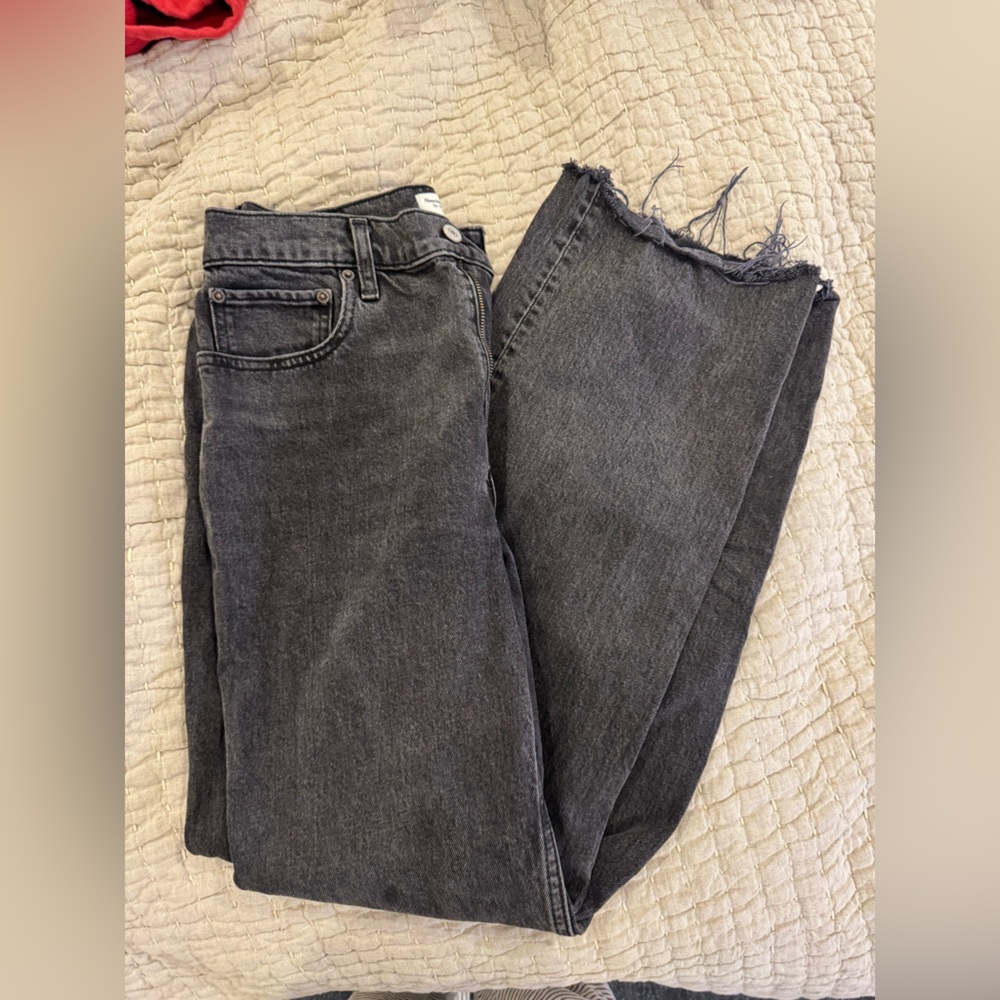 Abercrombie high rise 90s relaxed jean
